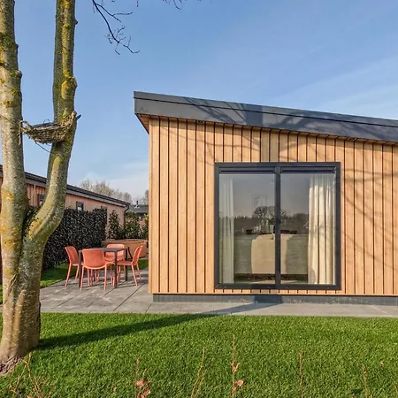 2 Bedroom Lovely In * Hulshorst