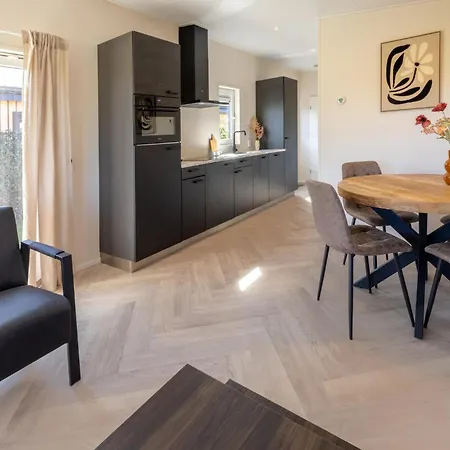 2 Bedroom Lovely In Holiday home Hulshorst