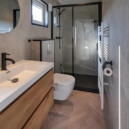 Holiday home 2 Bedroom Lovely In